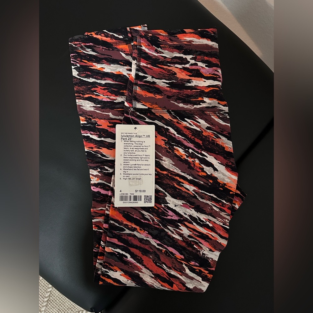 Lululemon Align HR 25” Printed Leggings